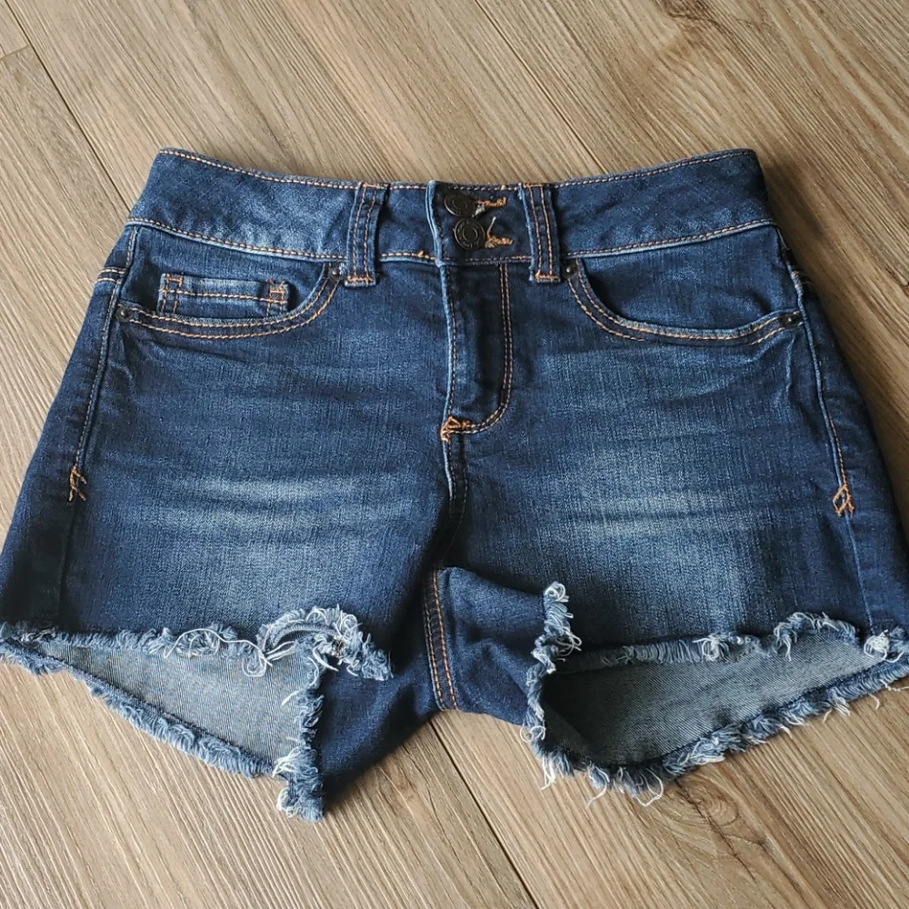 Mudd FLX Stretch Jean Shorts - Picture 1 of 7